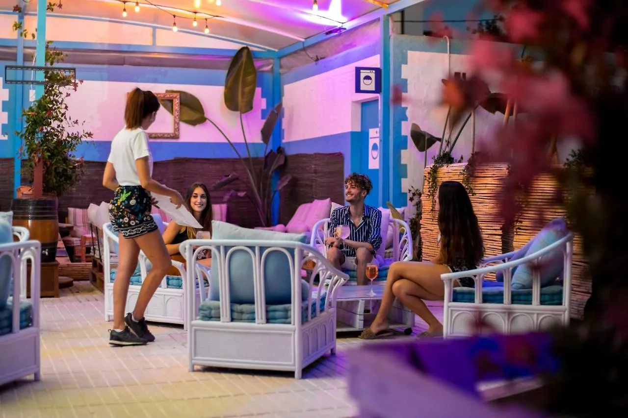 Camelina Suites Sant Antoni de Portmany 3*,  Spagna