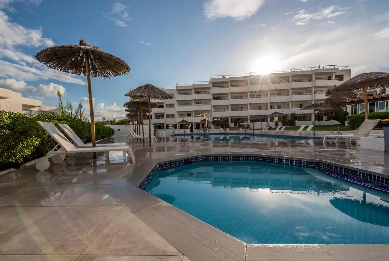 Aparthotel Camelina Suites Sant Antoni de Portmany
