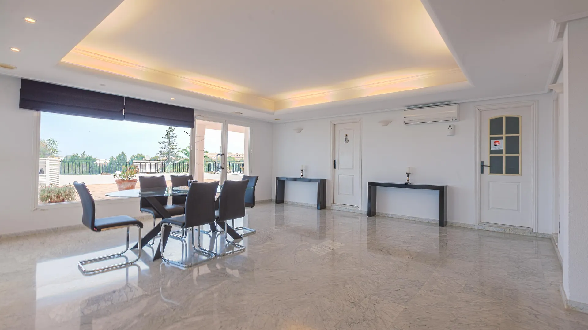 Camelina Suites Sant Antoni de Portmany 3*,  Spagna